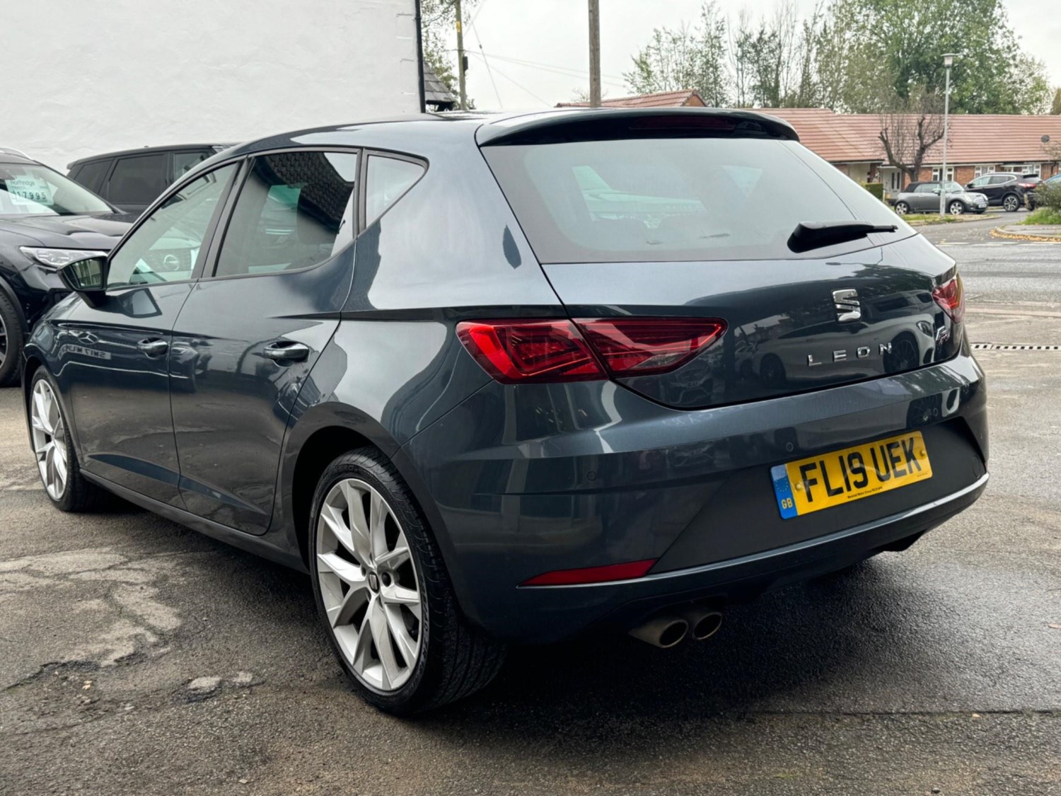 SEAT Leon Listing Image