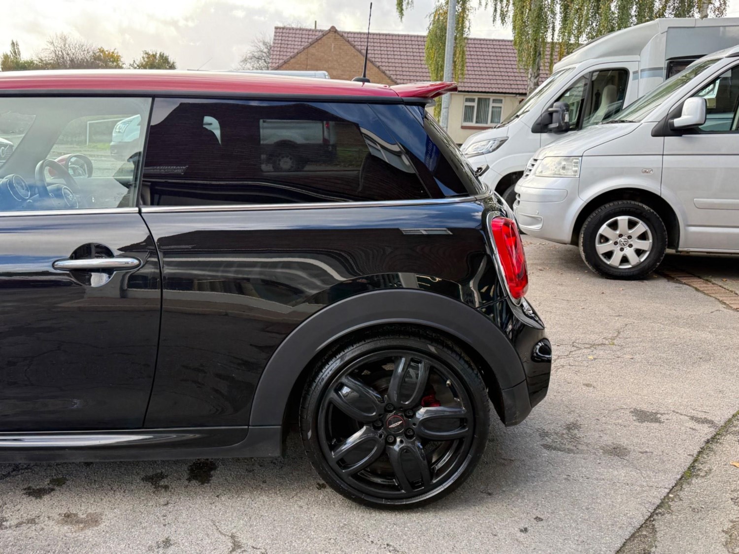 MINI Hatch Listing Image