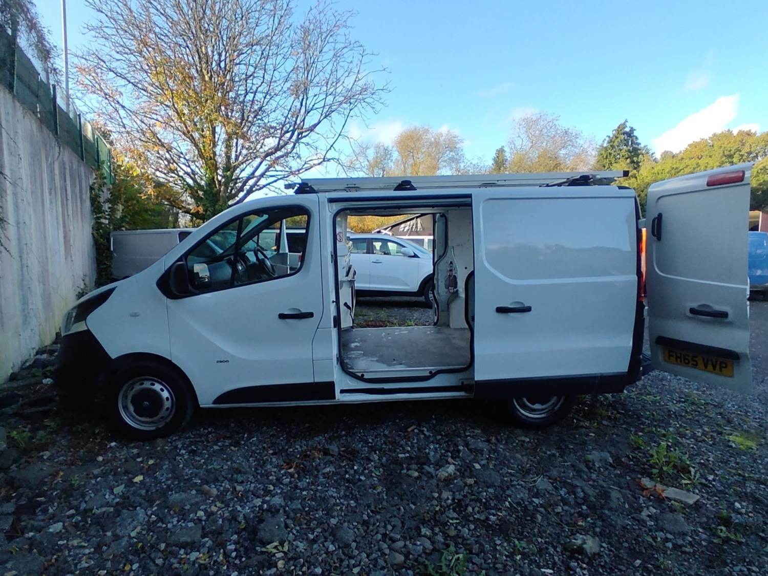 Vauxhall Vivaro Listing Image