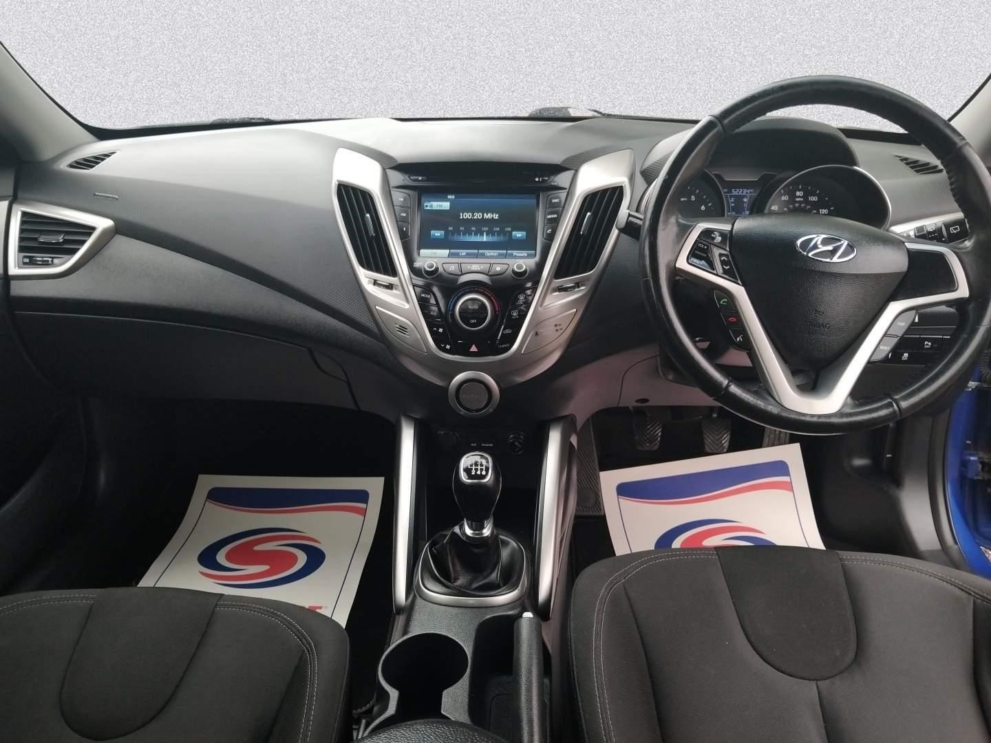 Hyundai Veloster Listing Image