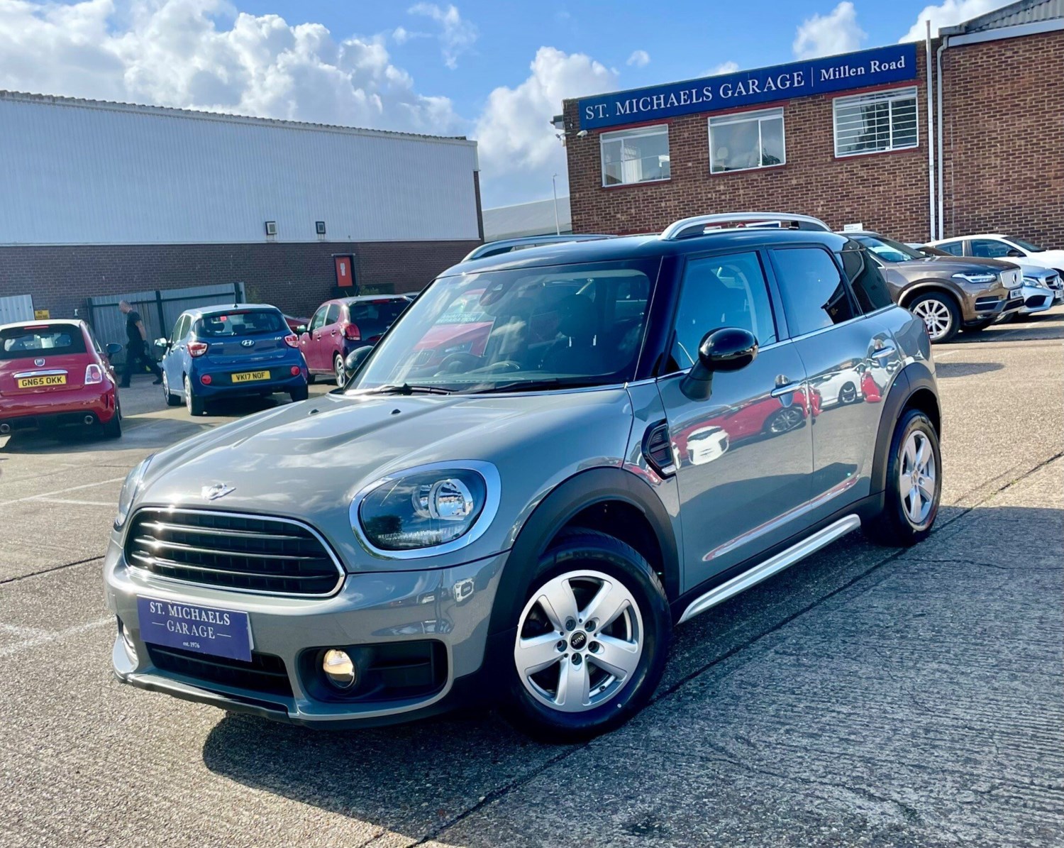 MINI Countryman Listing Image