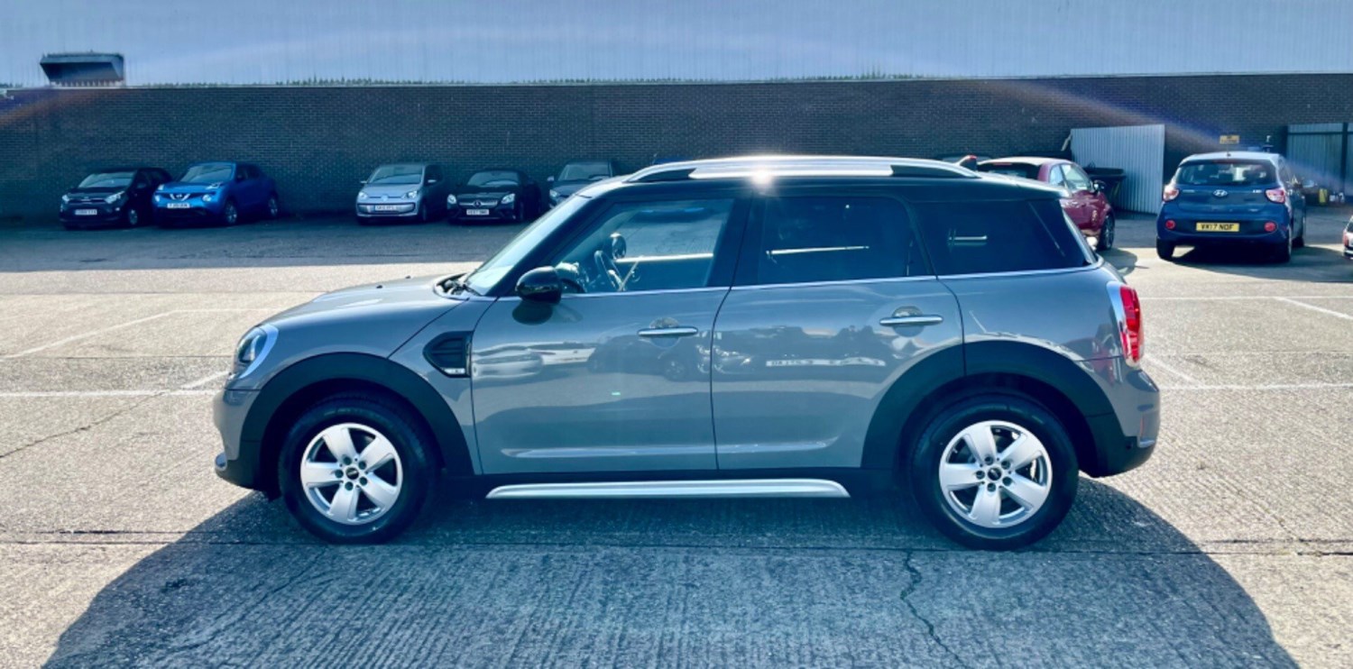 MINI Countryman Listing Image