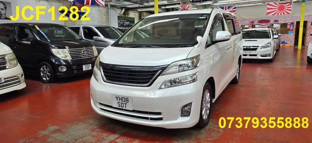 Toyota Vellfire Listing Image