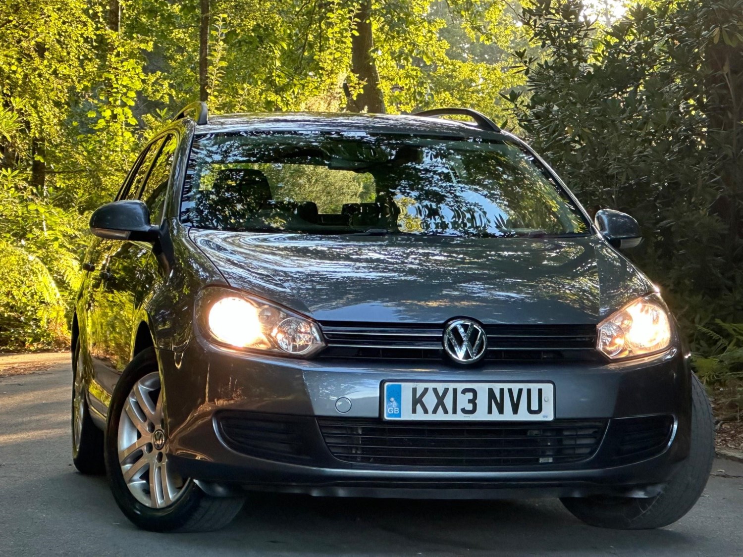 Volkswagen Golf Listing Image