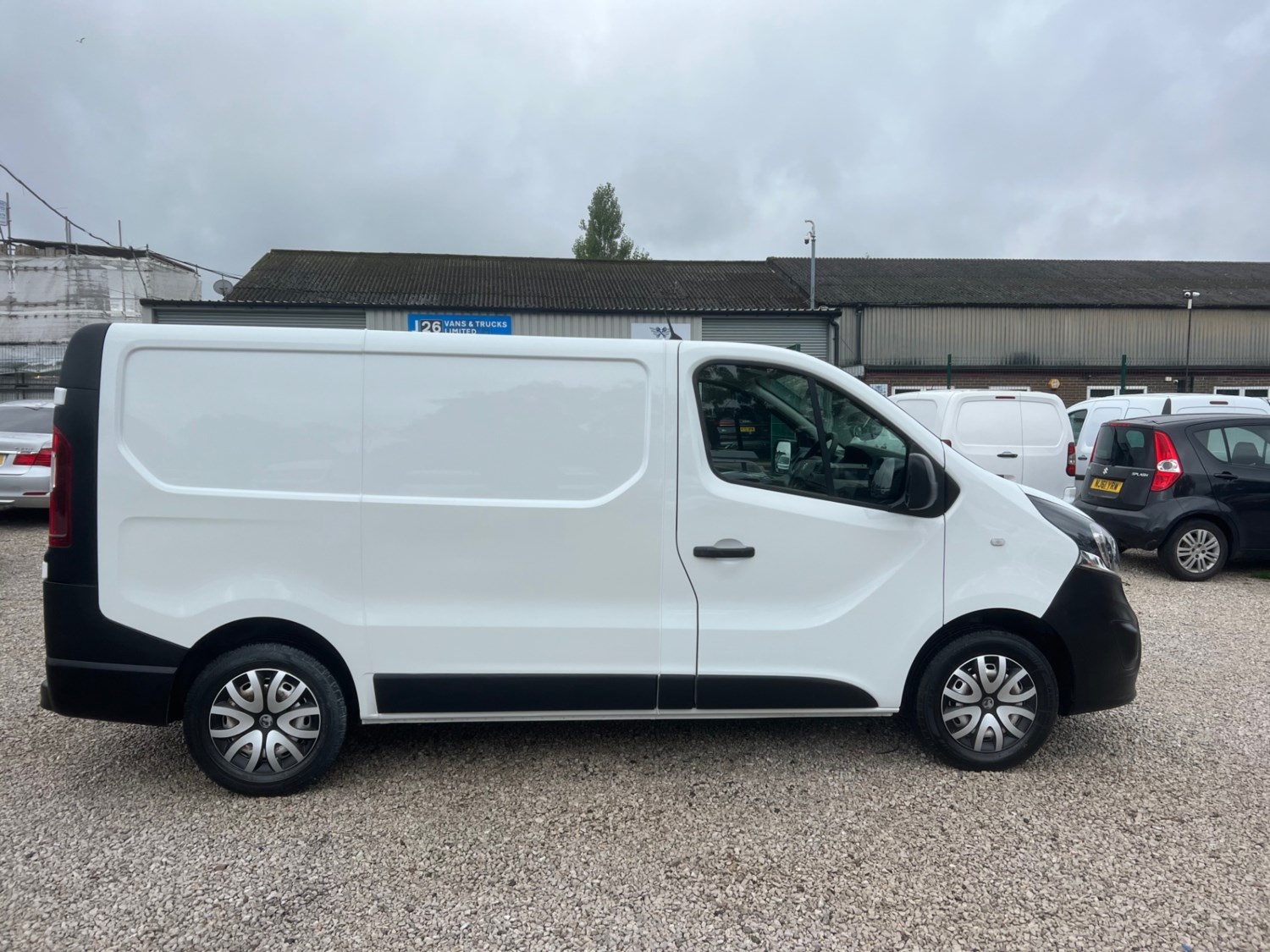 Vauxhall Vivaro Listing Image