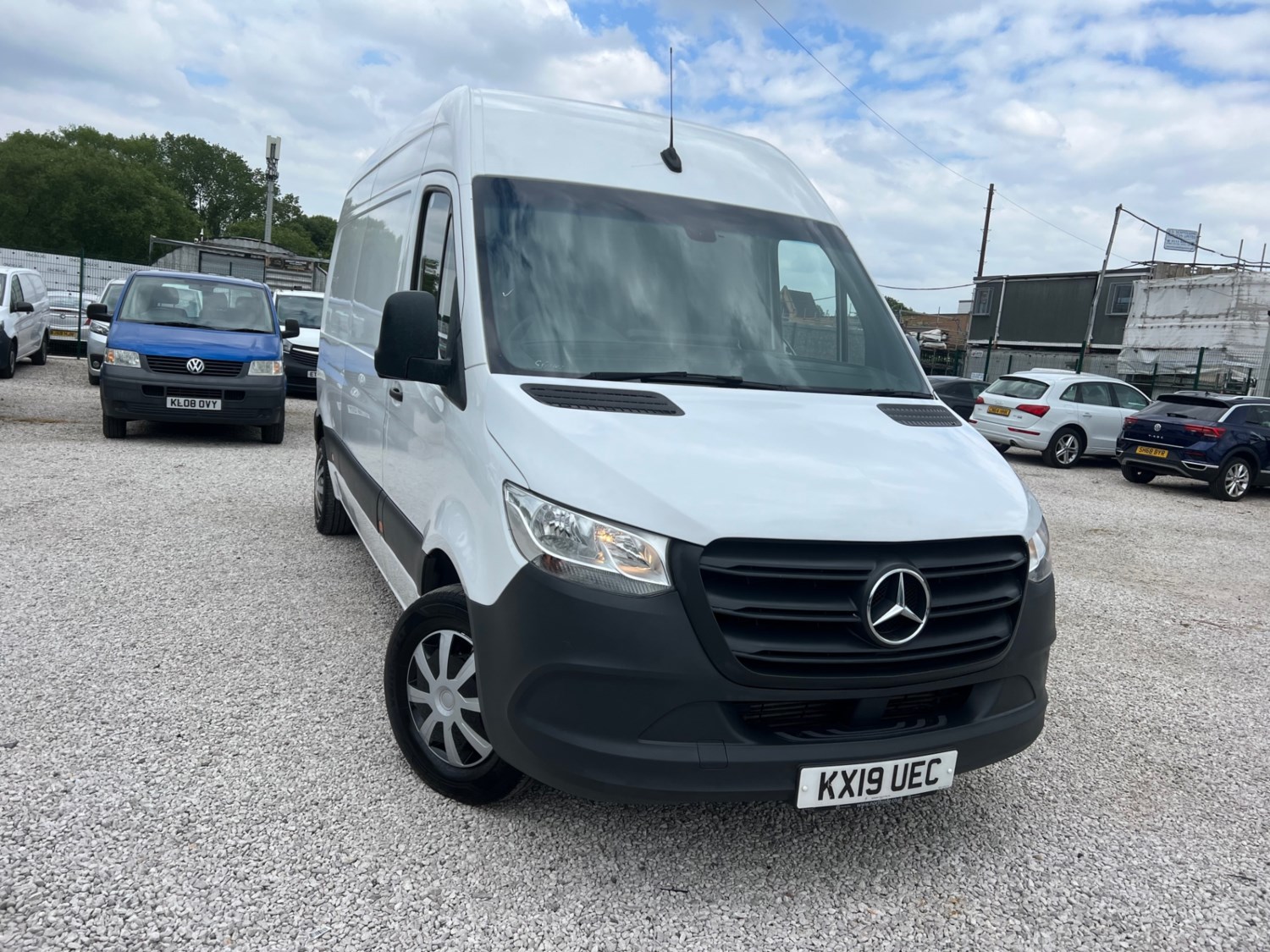 Mercedes-Benz Sprinter Listing Image