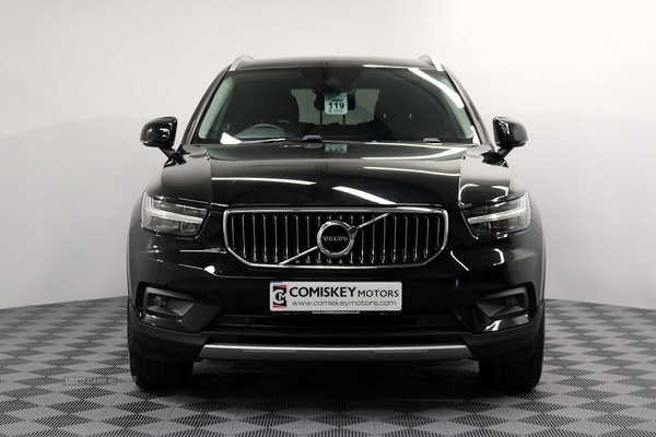 Volvo XC40 Listing Image