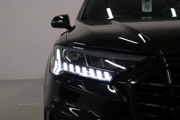 Audi Q7 Listing Image