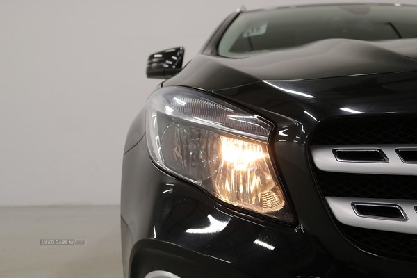 Mercedes-Benz GLA Listing Image