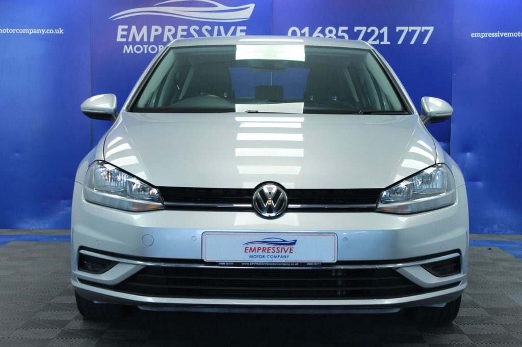 Volkswagen Golf Listing Image