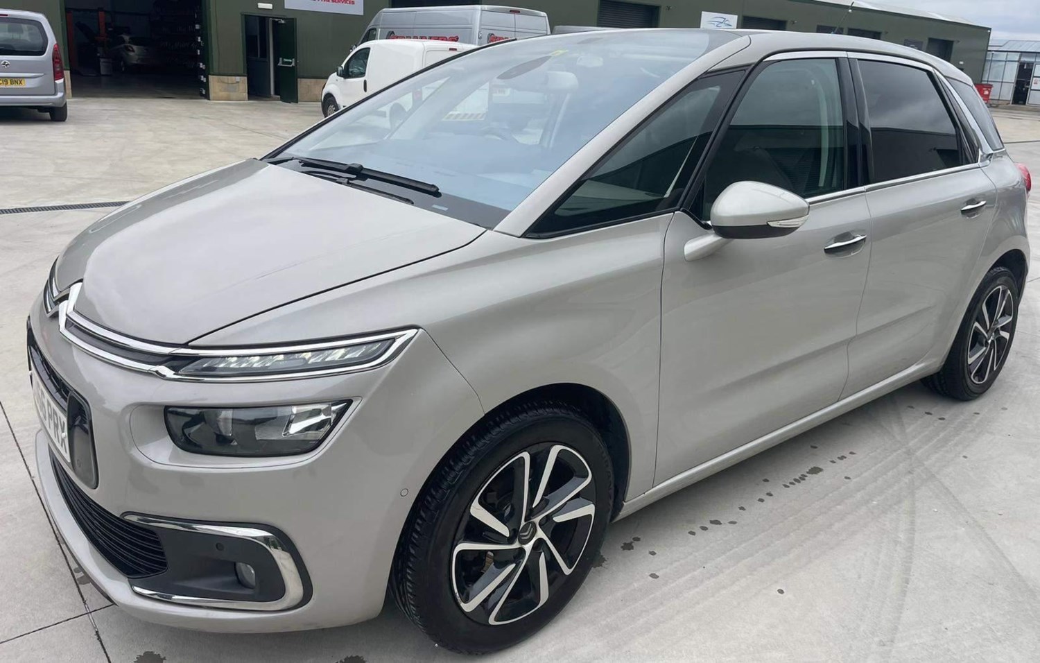 Citroen C4 Picasso Listing Image