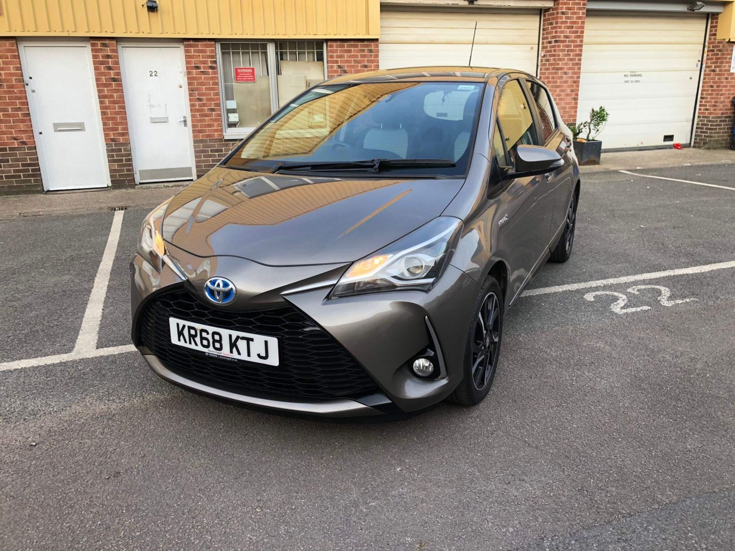 Toyota Yaris Listing Image