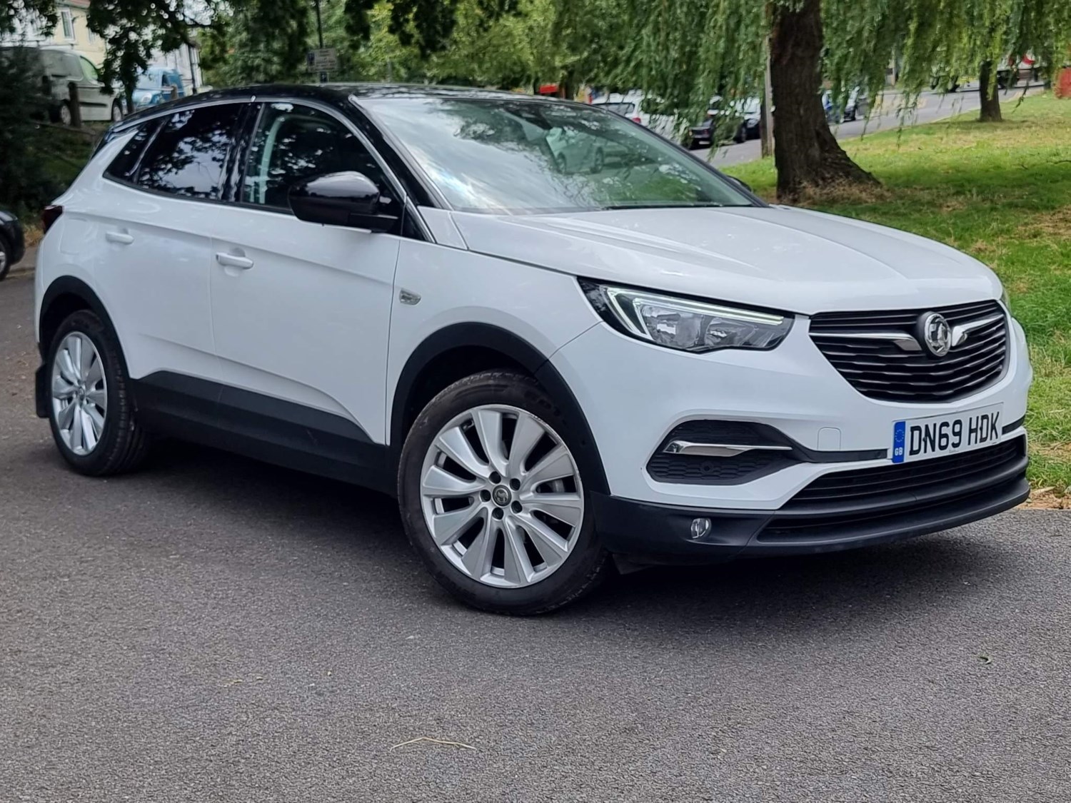 Vauxhall Grandland X Listing Image