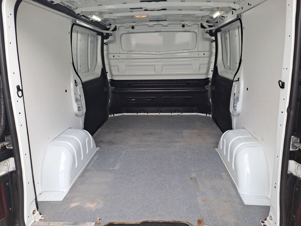 Vauxhall Vivaro Listing Image