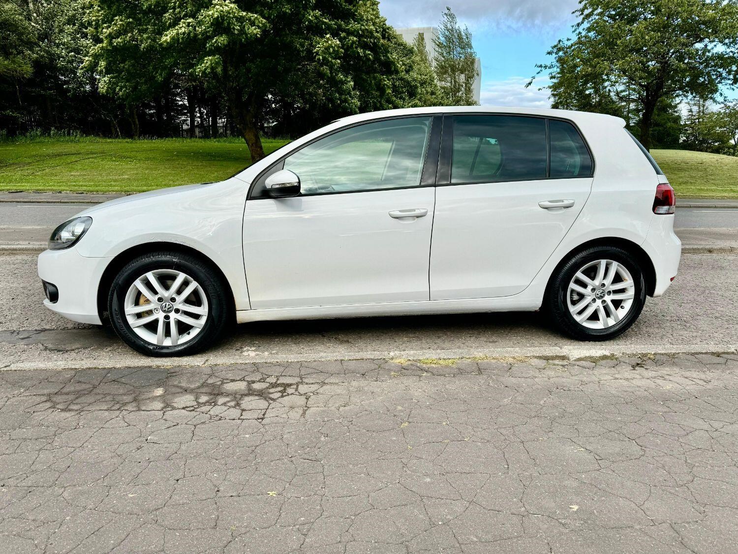 Volkswagen Golf Listing Image