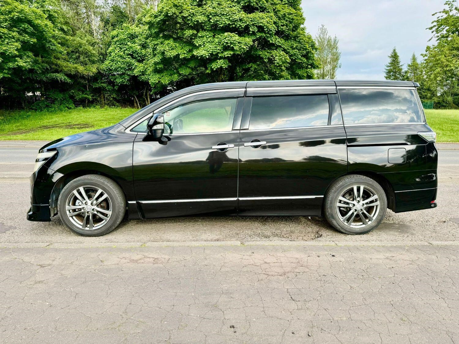 Nissan Elgrand Listing Image