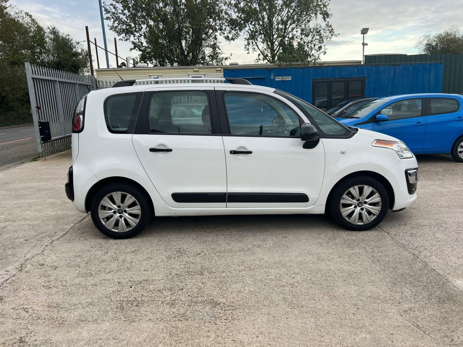 Citroen C3 Picasso Listing Image