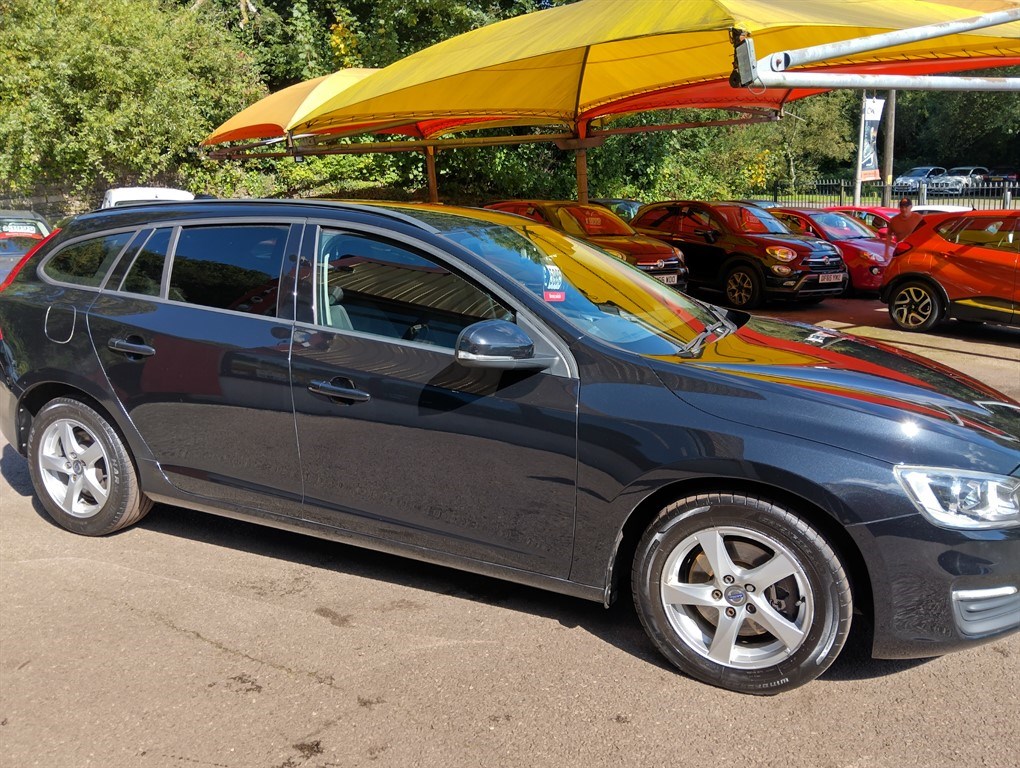 Volvo V60 Listing Image