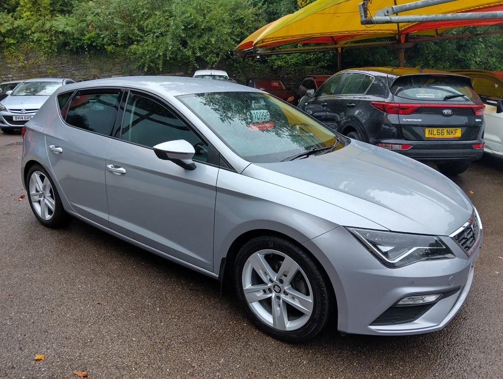 SEAT Leon Listing Image