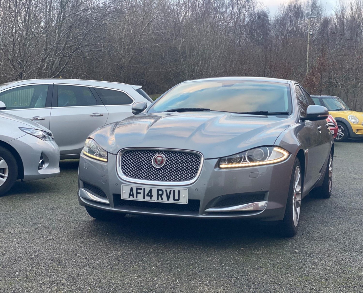 Jaguar XF Listing Image