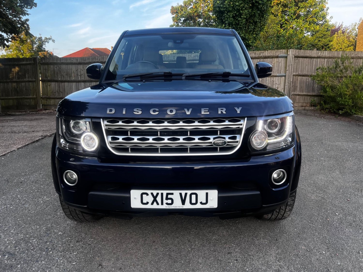 Land Rover Discovery 4 Listing Image