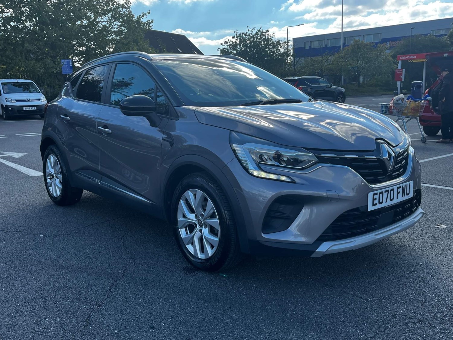 Renault Captur Listing Image