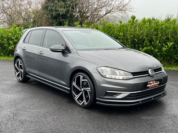 Volkswagen Golf Listing Image