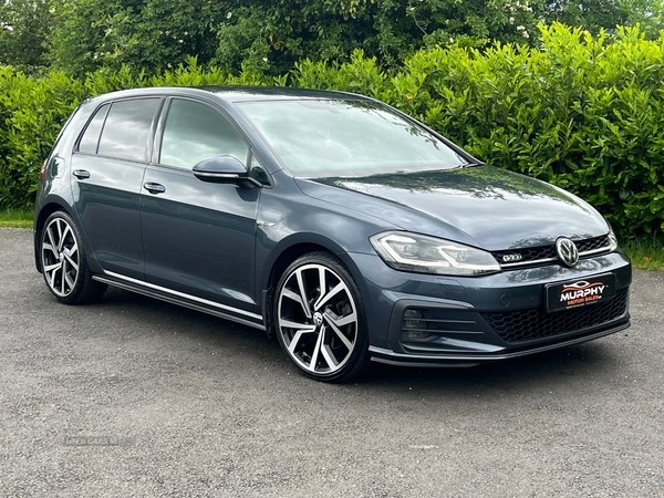 Volkswagen Golf Listing Image