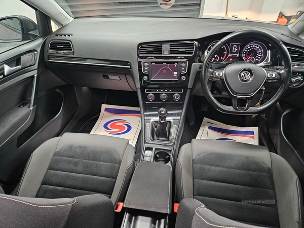 Volkswagen Golf Listing Image