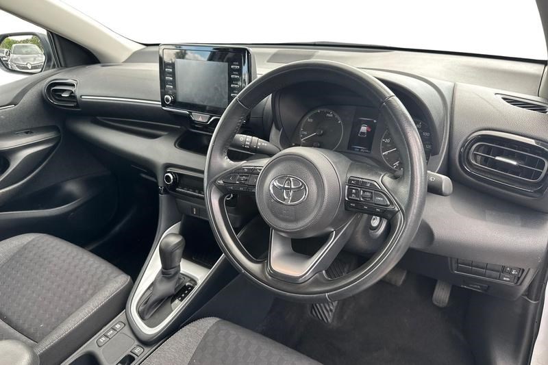 Toyota Yaris Listing Image