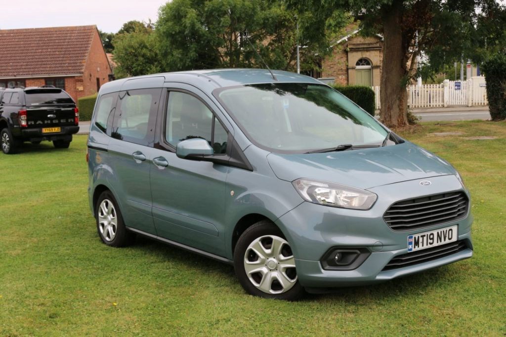 Ford Tourneo Courier Listing Image