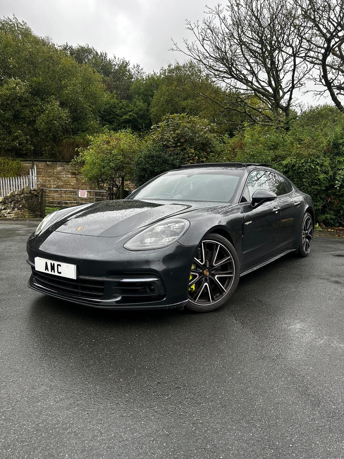 Porsche Panamera Listing Image