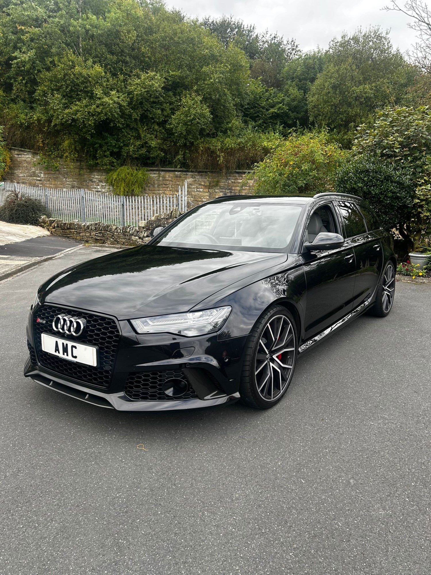 Audi RS6 Listing Image