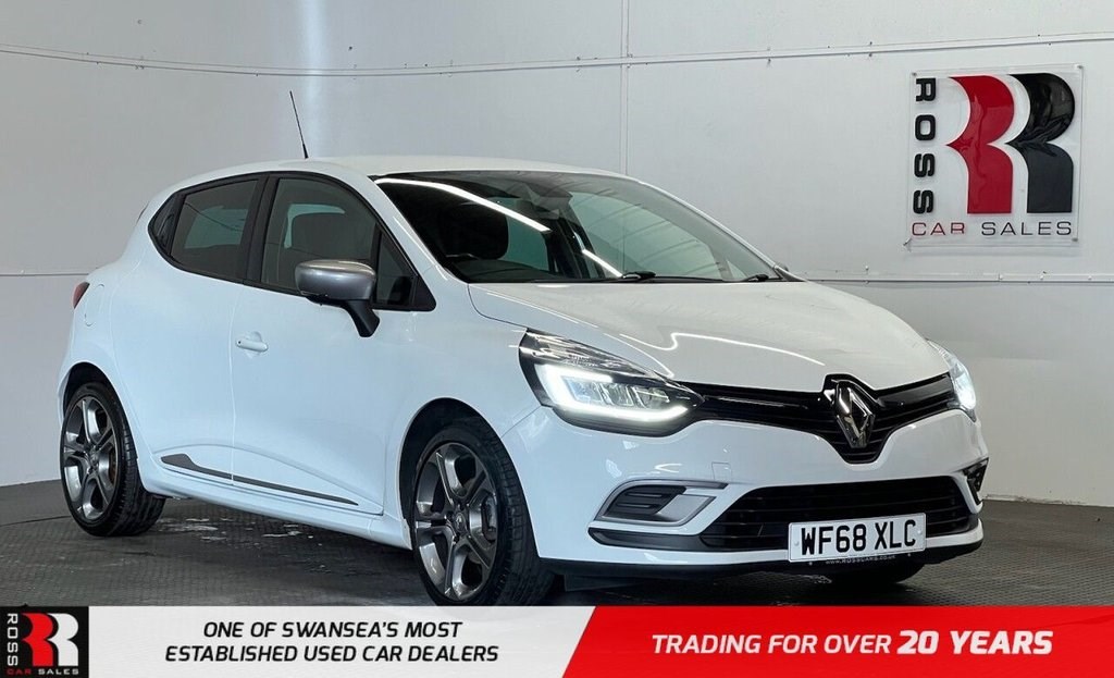 Renault Clio Listing Image