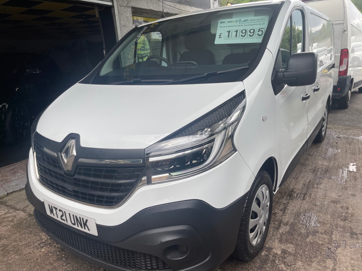 Renault Trafic Listing Image