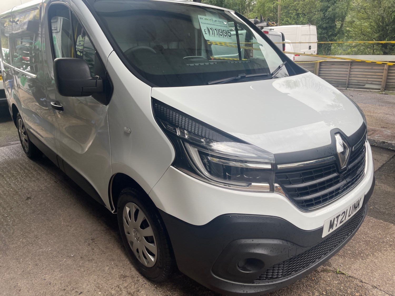 Renault Trafic Listing Image