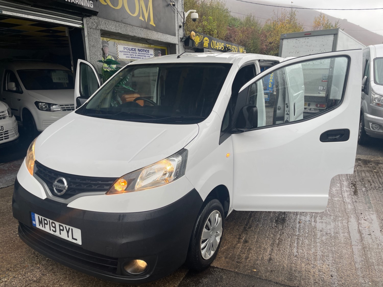 Nissan NV200 Listing Image