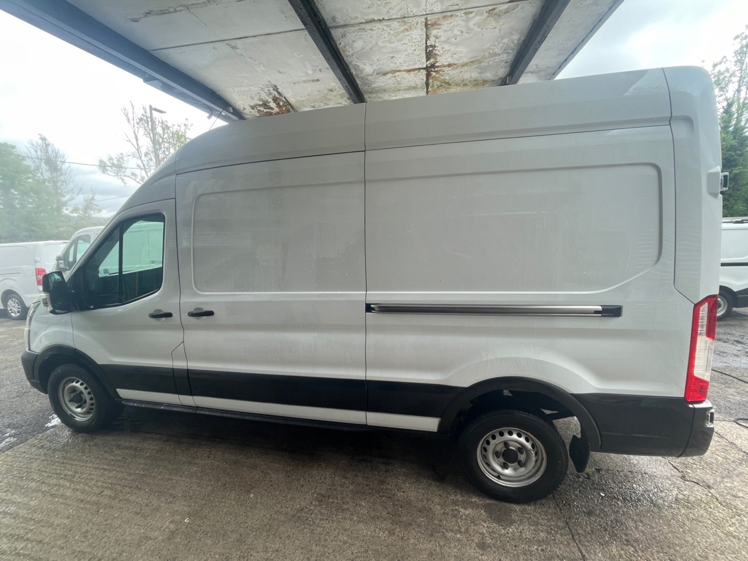 Ford Transit Listing Image