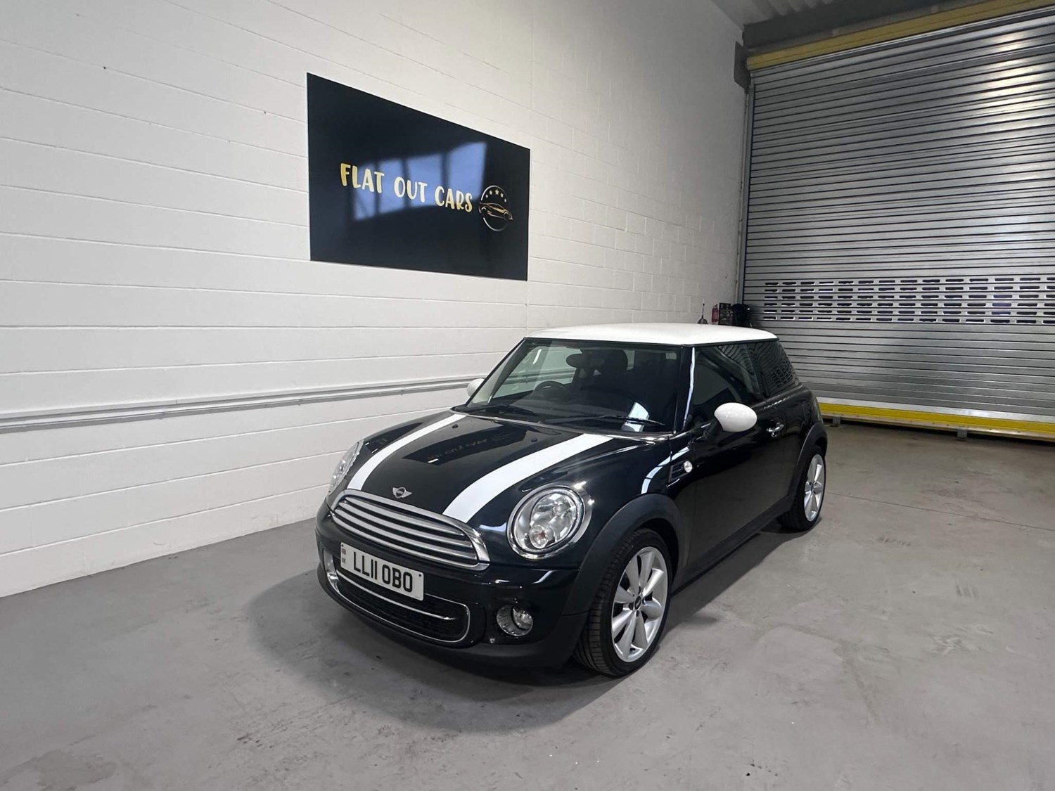 MINI Hatch Listing Image