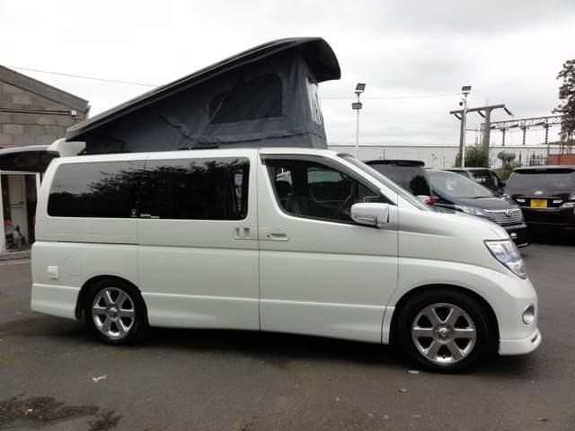 Nissan Elgrand Listing Image