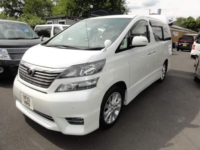 Toyota Vellfire Listing Image