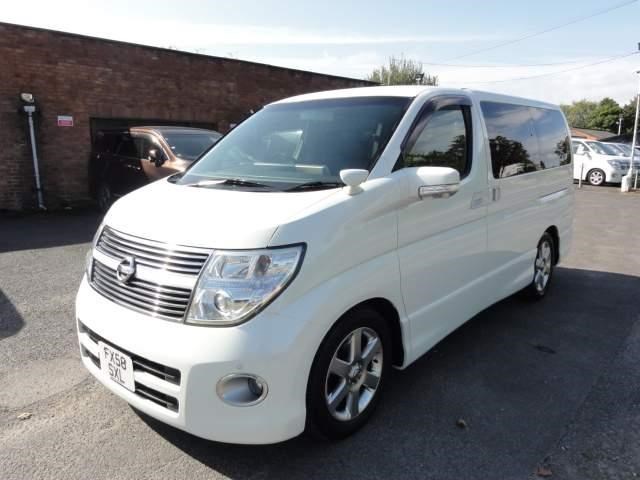 Nissan Elgrand Listing Image