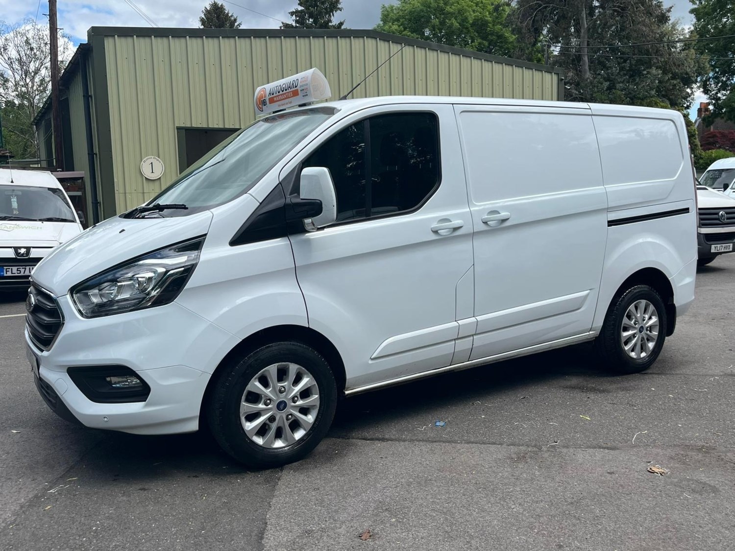 Ford Transit Custom Listing Image