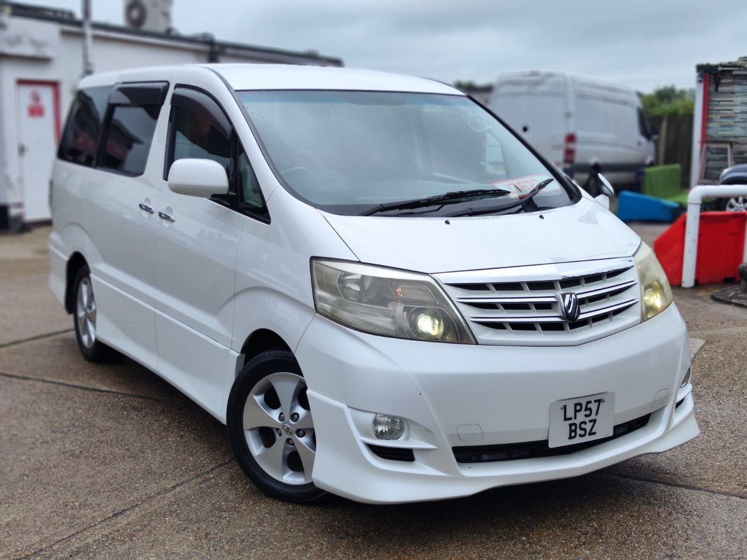 Toyota Alphard Listing Image