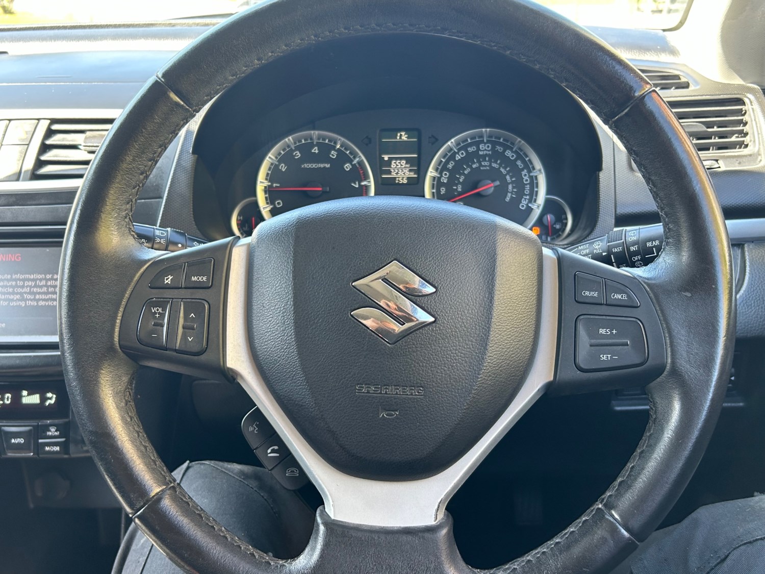 Suzuki Swift Listing Image