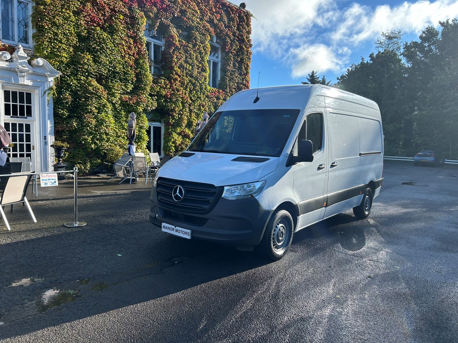 Mercedes-Benz Sprinter Listing Image