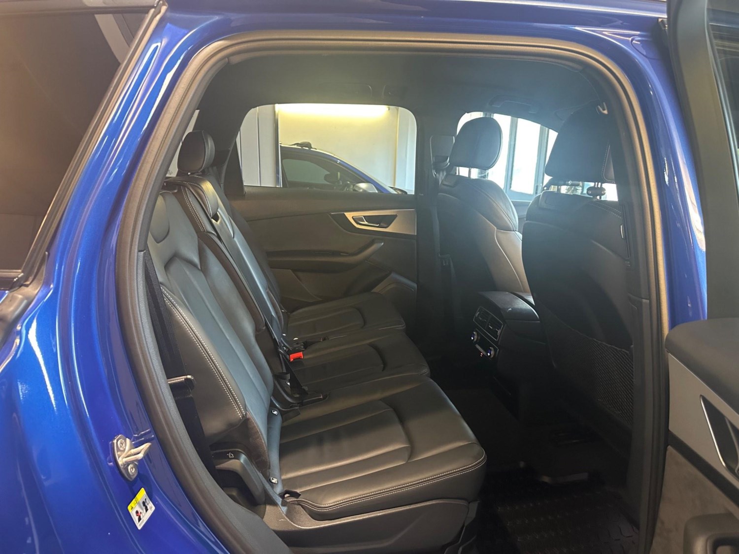 Audi SQ7 Listing Image