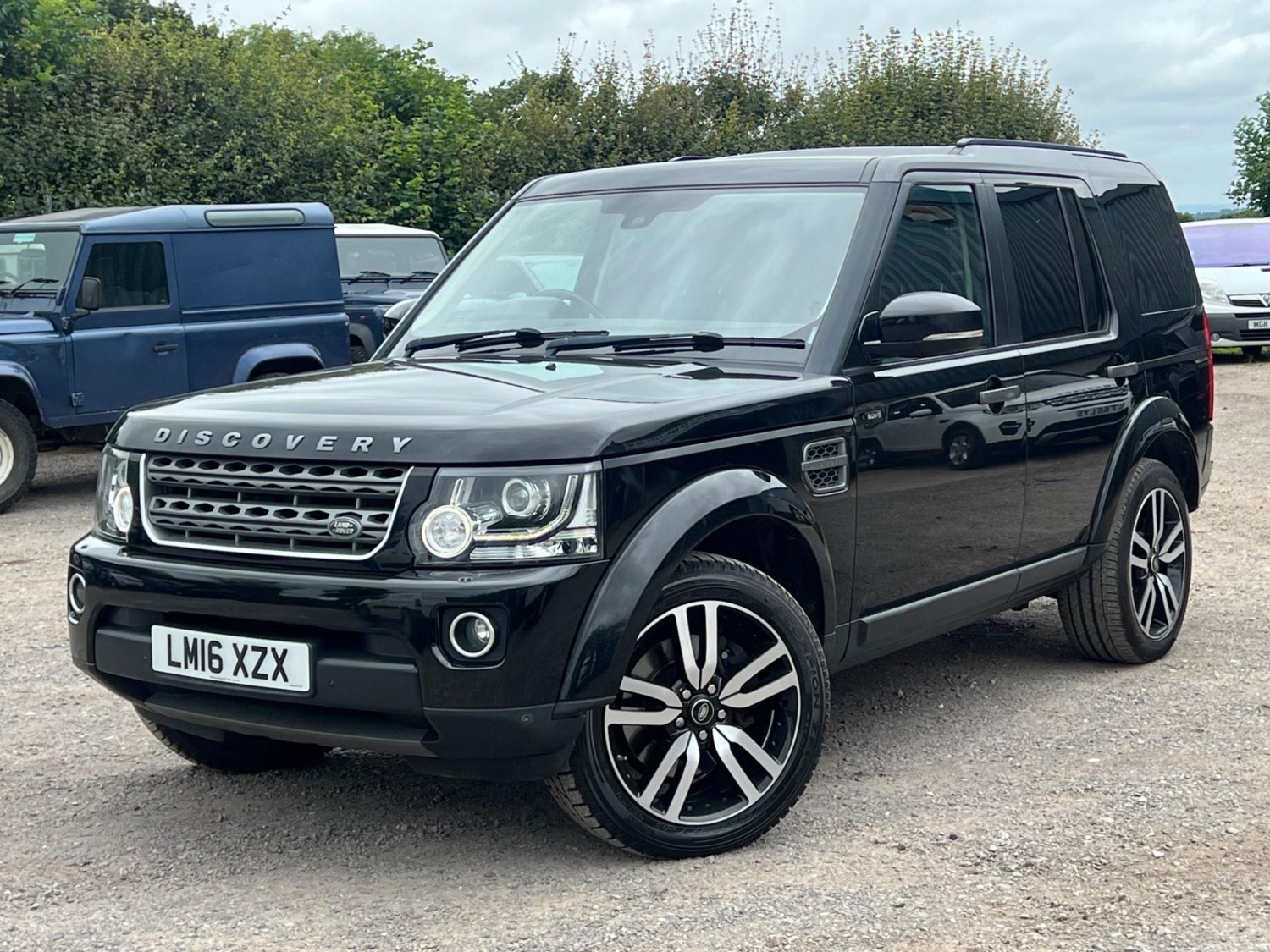 Land Rover Discovery 4 Listing Image