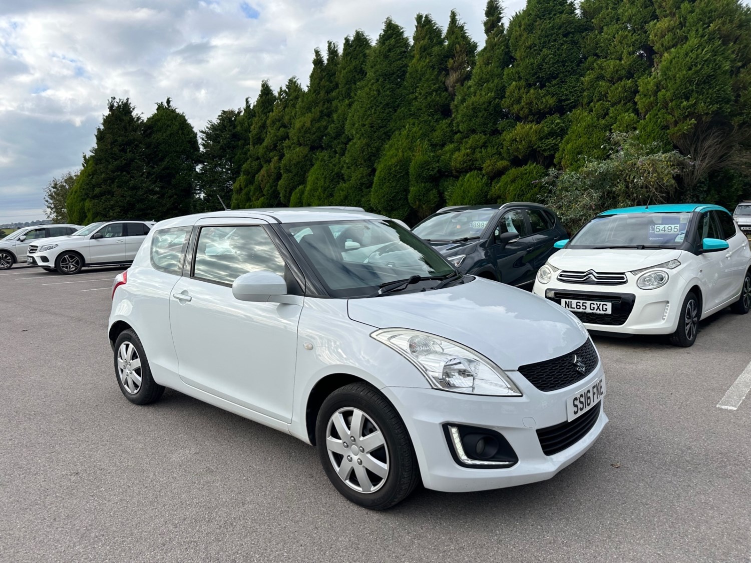 Suzuki Swift Listing Image