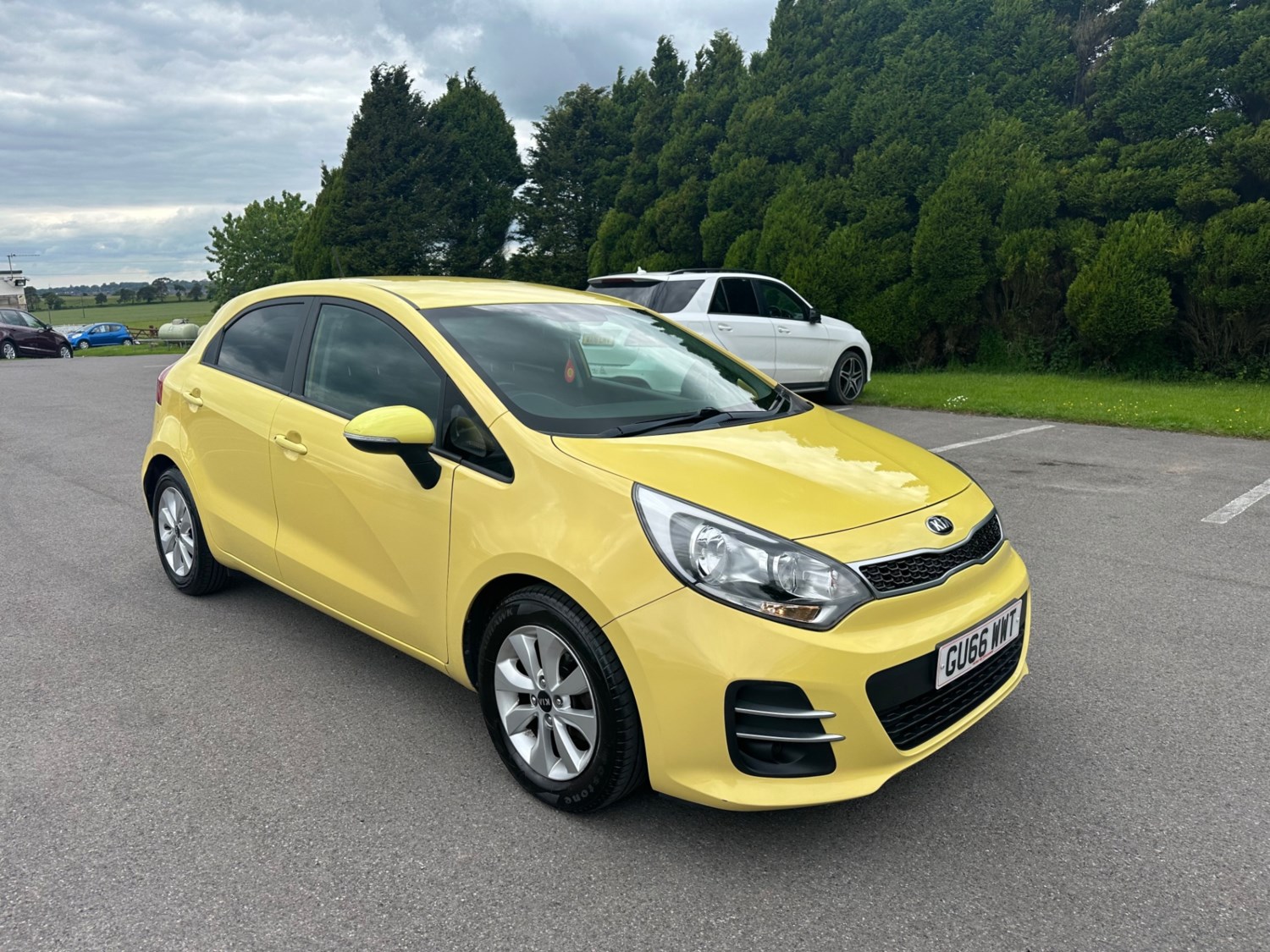 Kia Rio Listing Image